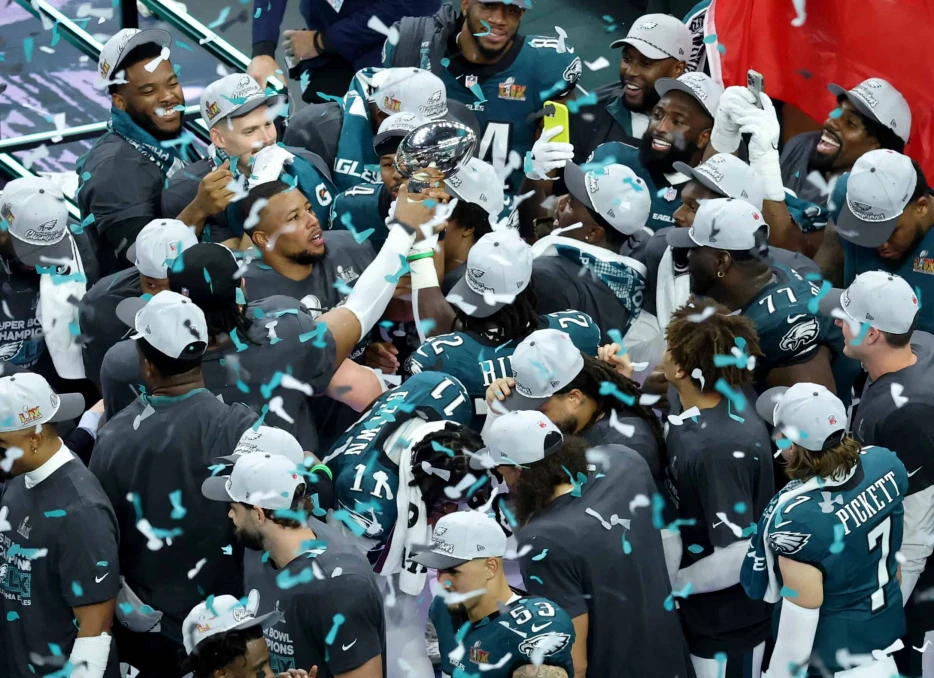 Video Of Fans Riding Horses In Philadelphia After Super Bowl Win Is Going Viral