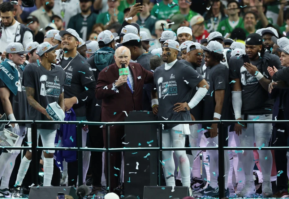 Eagles Star Goes Viral for Unique Super Bowl Celebration You Have To See To Believe