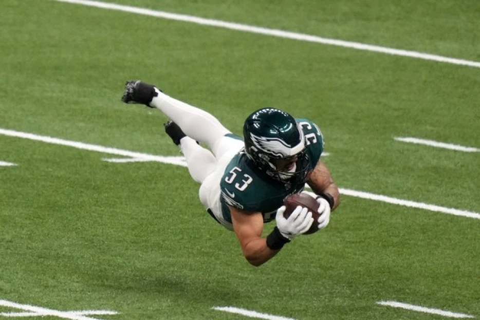 Mics caught Eagles' Zack Baun predicting his huge Super Bowl pick on Patrick Mahomes