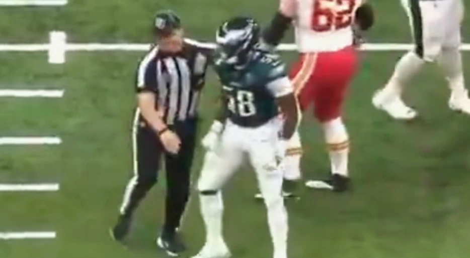 New Angle Shows Eagles Defender Nearly Punching Out A Referee During Super Bowl 59