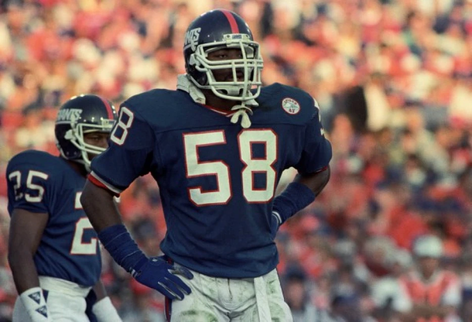 NFL greats recall dominant run defense of Giants LB Carl Banks