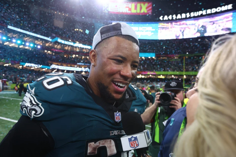 Saquon Barkley Steers Clear of Criticizing Giants Brass After Eagles’ Super Bowl Victory