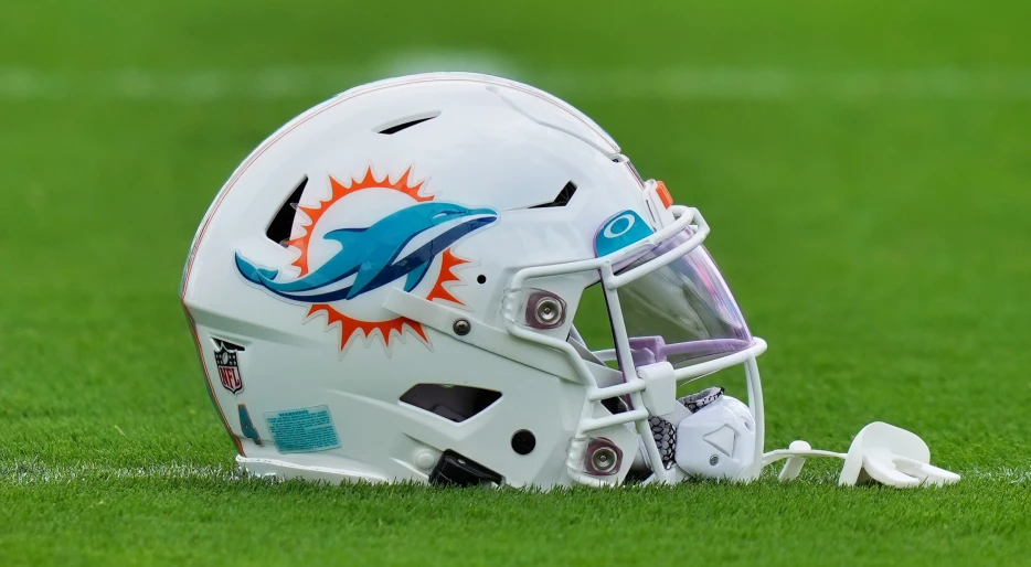 BREAKING: Miami Dolphins Release Superstar Offensive Player In Shocking Move