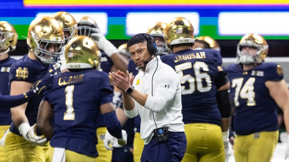 Notre Dame Fighting Irish hire former Lions as general manager