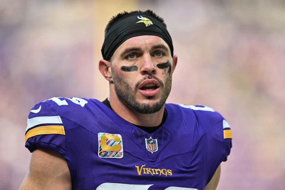 Vikings’ Harrison Smith, Stephon Gilmore To Contemplate Retirement