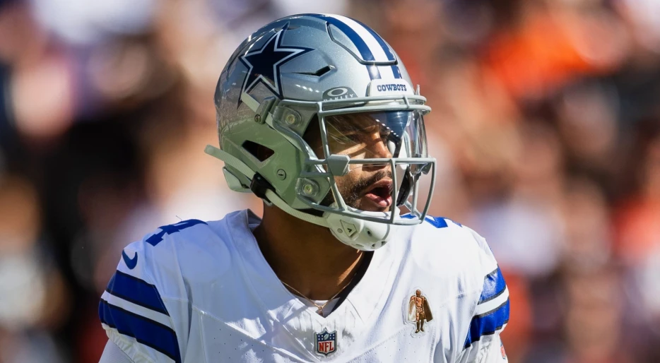 Dallas Cowboys Shock The Entire NFL By Dealing Superstar QB Dak Prescott To Interesting AFC Team In Blockbuster Trade Proposal That’s A Win-Win For Both Teams