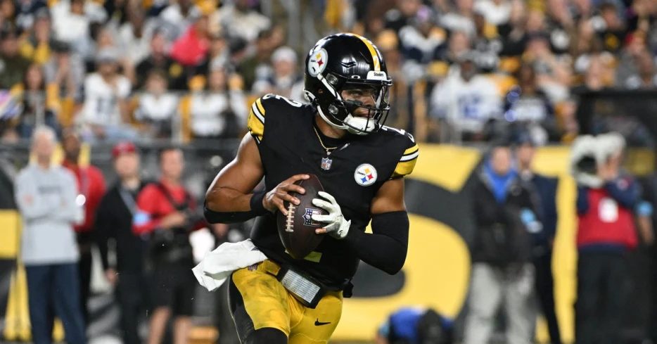 Justin Fields open to Steelers return under certain circumstances