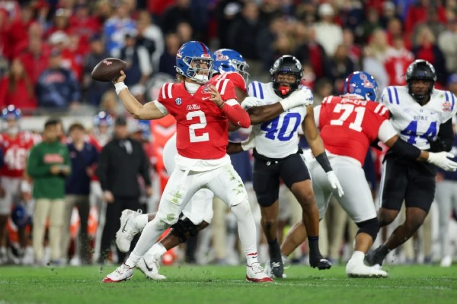 Report: Giants view Jaxson Dart of Ole Miss as QB3 in 2025 NFL draft