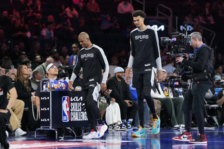 WATCH: Victor Wembanyama, Chris Paul Booed After Getting Disqualified From Skills Challenge on NBA All-Star Saturday Night