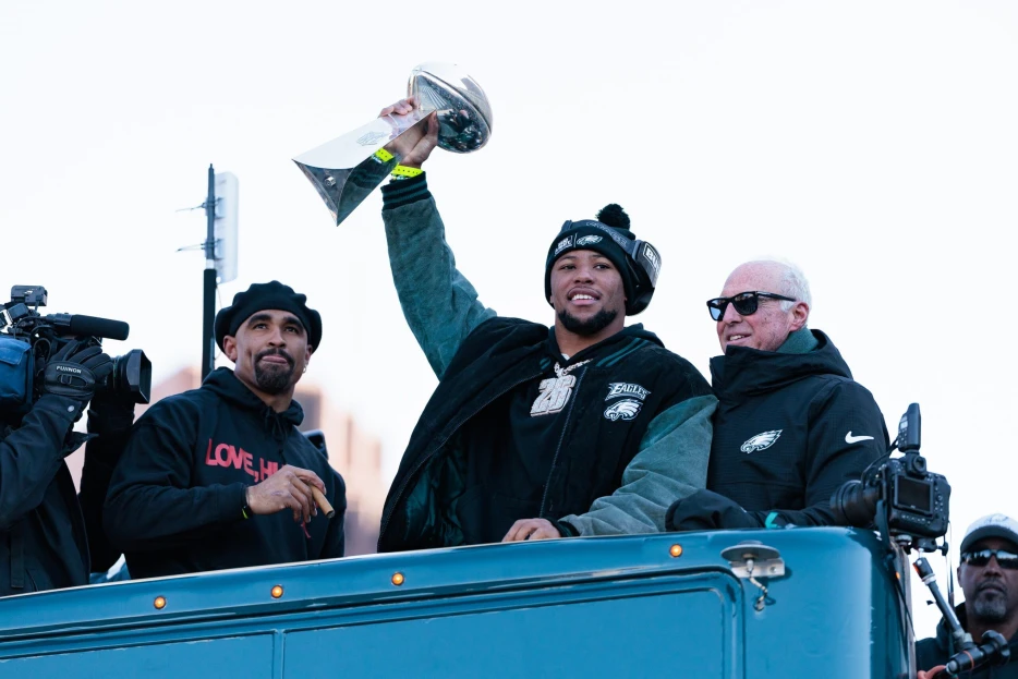 ‘He Didn’t Do Anything’ – Saquon Barkley Gets Trolled by Fans for Not Performing in Super Bowl After Confident Speech