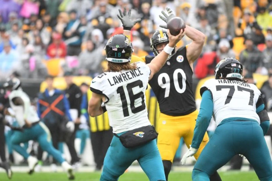 Jaguars QB Trevor Lawrence tackles Steelers trade rumors