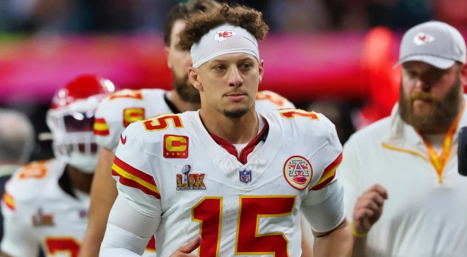 PHOTO: Patrick Mahomes Looks Unrecognizable After Changing His Iconic Hairstyle Following Super Bowl Beatdown