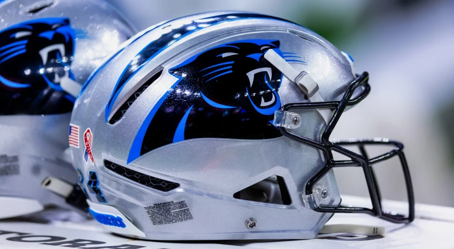 REPORT: Carolina Panthers Sign 3-Time Pro Bowl QB In Surprise Move