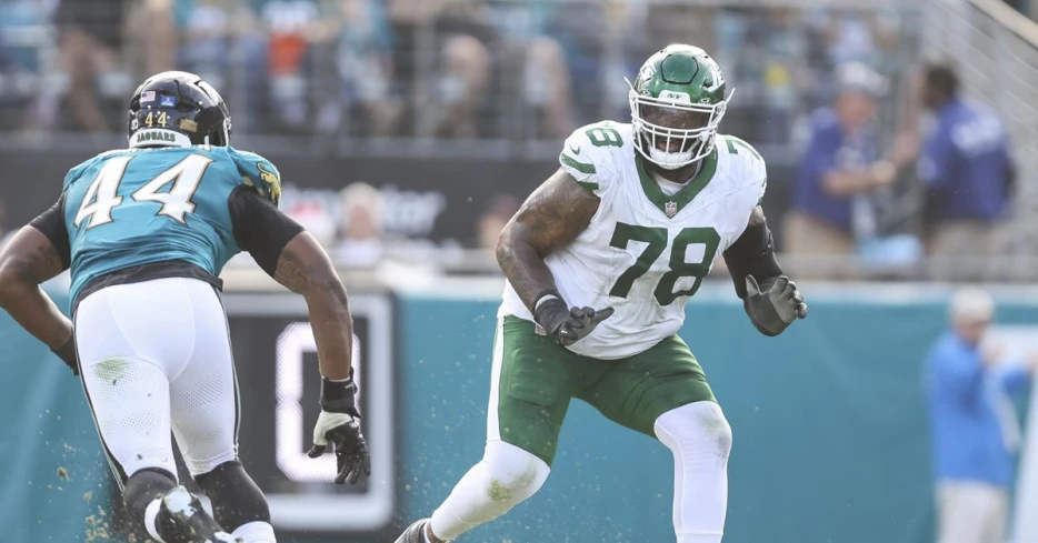 Report: Jets Right tackle Morgan Moses is not expected to return