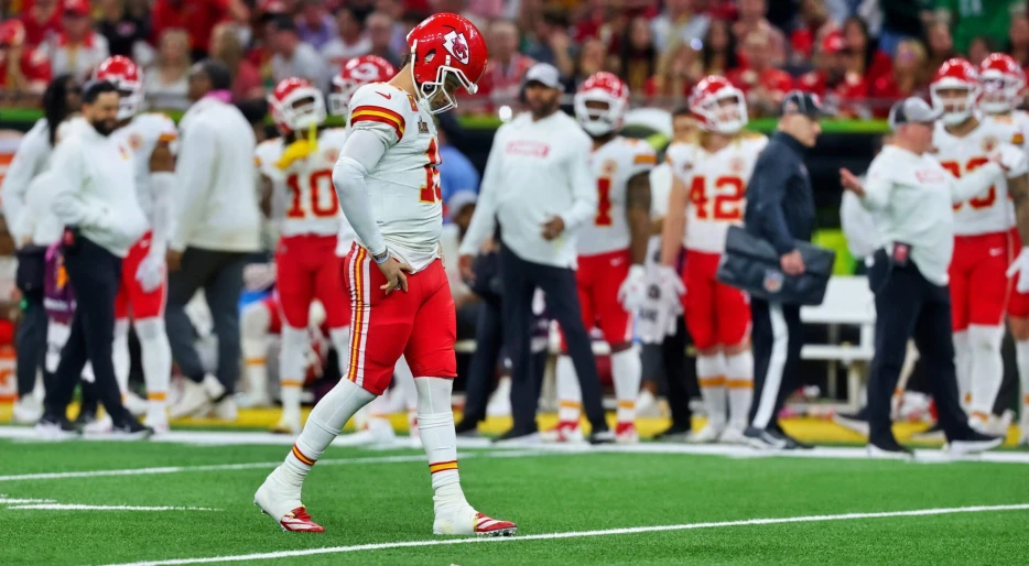 “Shipment Has Been Intercepted By Cooper DeJean”: NFL Fans Had A Lot To Say About Chiefs ‘Three-Peat’ Super Bowl Gear Getting Shipped Out To 5 Random Countries