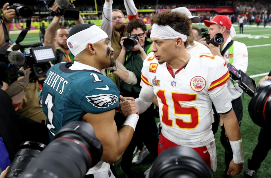 Wild Stat About Patrick Mahomes, Jalen Hurts Is Going Viral