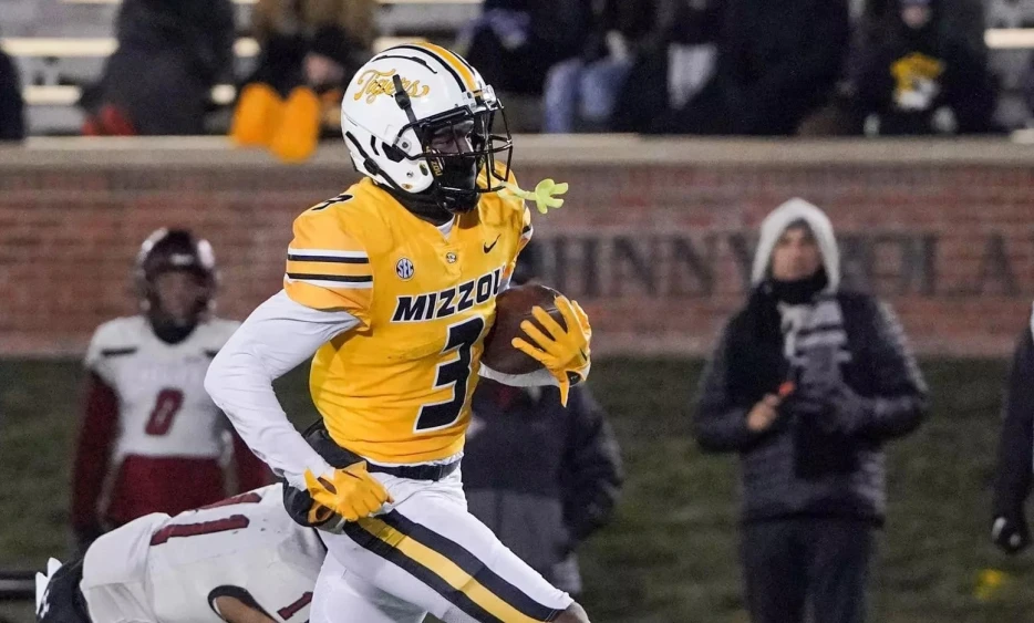 Steelers Land ‘Uber-Explosive Playmaker’ in Latest Mock Draft