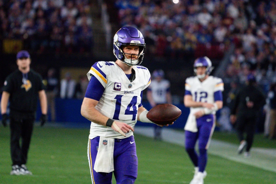 Steelers QB Market Thins? Vikings Holding Franchise Tag over Sam Darnold