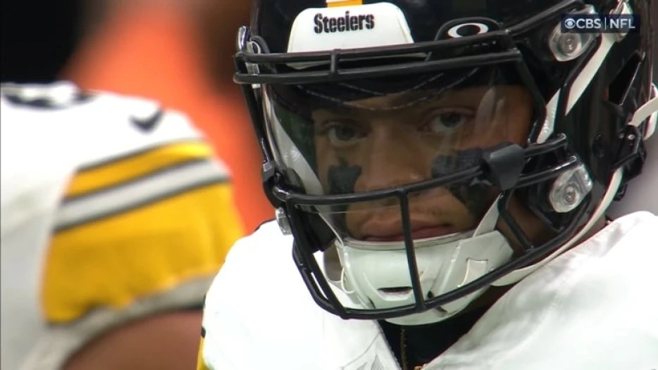 ‘Work He Put In Was Second To None:’ Kordell Stewart Praises Justin Fields, Wants Him To Stay With Steelers