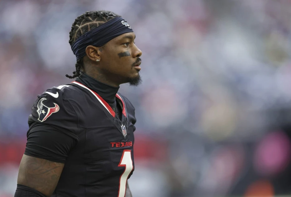 Texans GM Nick Caserio Open To Stefon Diggs Return