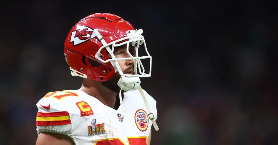 Arrowheadlines: Travis Kelce leaning towards one more year according to report