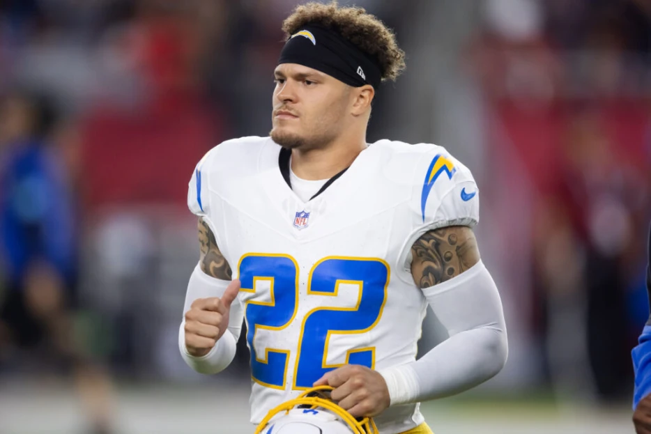 Chargers To Re-Sign DB Elijah Molden