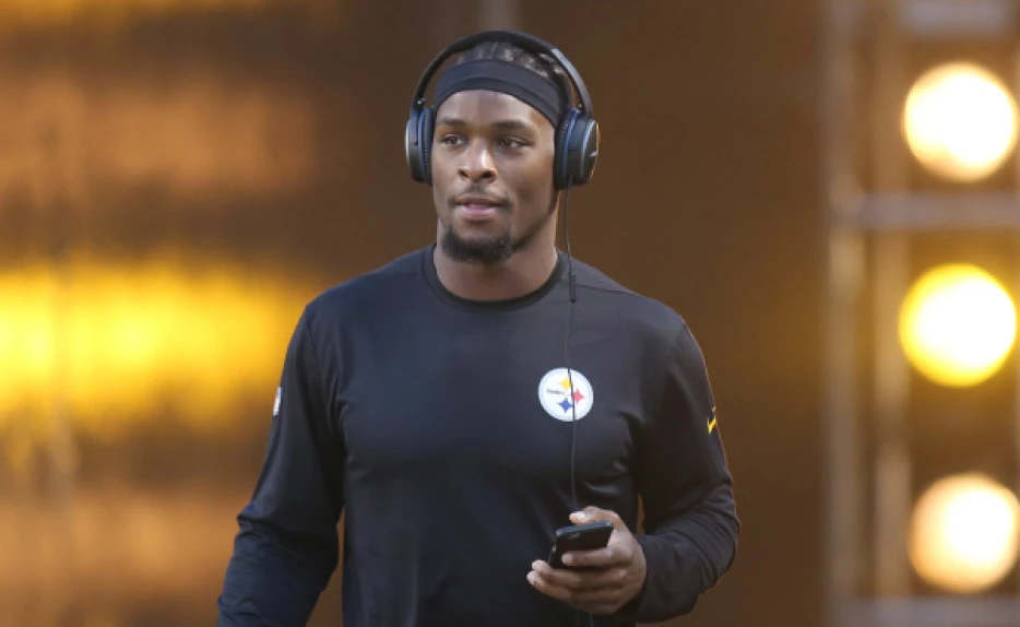 Steelers learned a hard lesson with the franchise tag and Le'Veon Bell