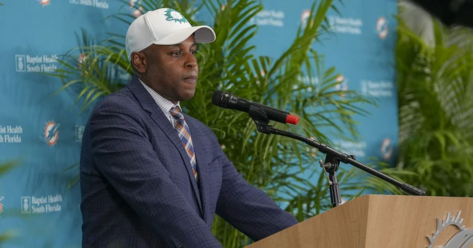 Dolphins’ Chris Grier is one of three general managers not scheduled to speak at Scouting Combine