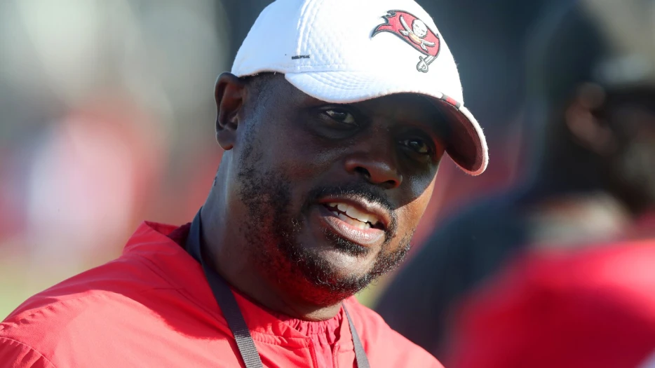 Report: Lions are expected to hire DL coach Kacy Rodgers