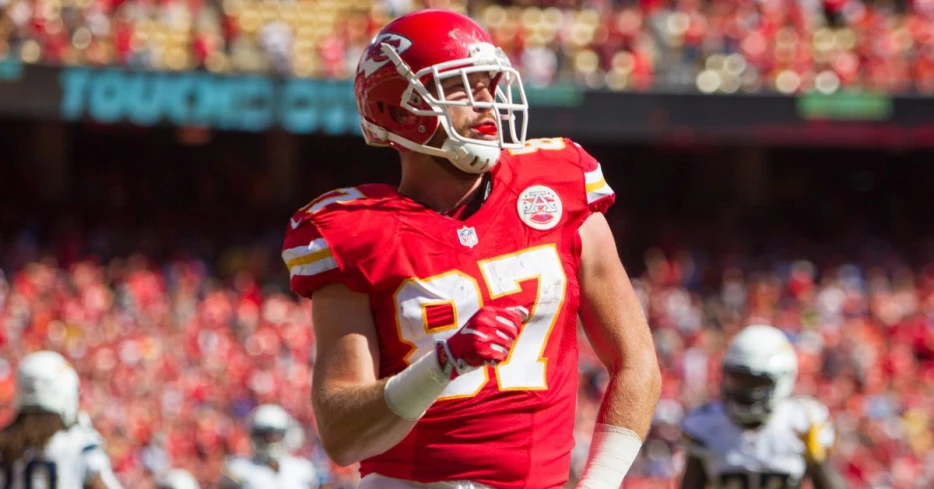 Scouting Combine signs point to Travis Kelce returning for 2025