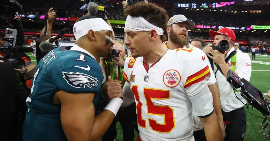 Arrowheadlines: Patrick Mahomes behind many players in final 2024 QB rankings