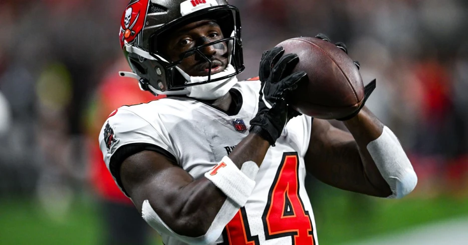 Buccaneers ‘hope’ they can get a new deal done with Chris Godwin