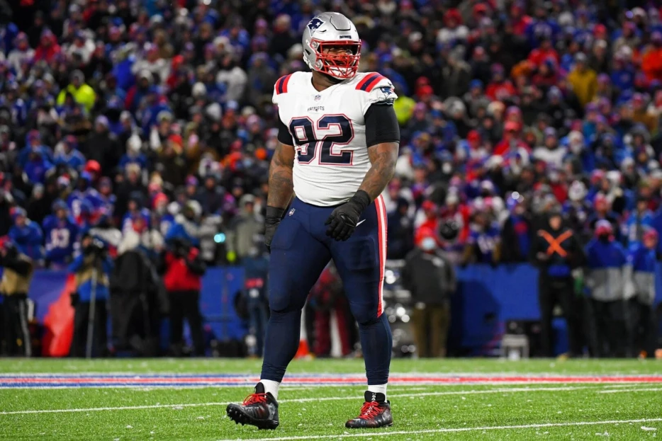 Patriots Letting DT Davon Godchaux Seek Trade