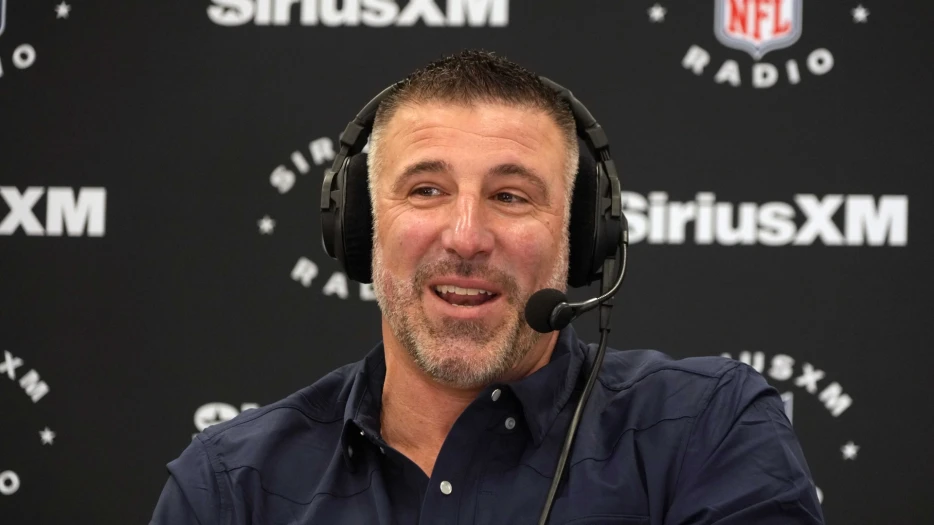 Patriots’ Mike Vrabel Already Making Impact Felt With Veterans