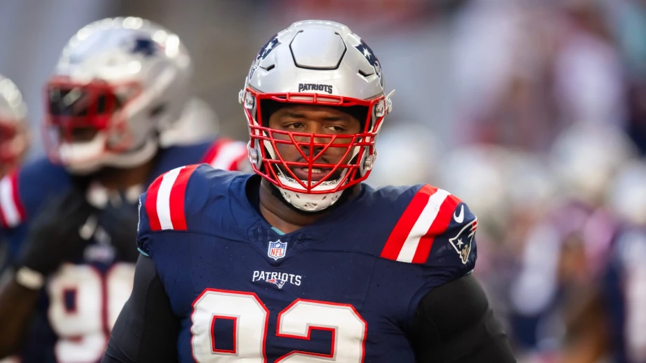 Patriots Would Send Emphatic Messages With Davon Godchaux Trade