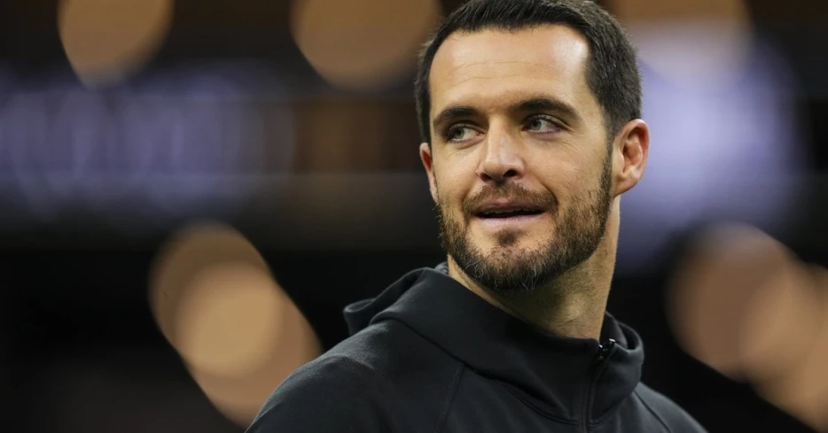 Quarterback news: How does Derek Carr’s injury impact the New York Giants?