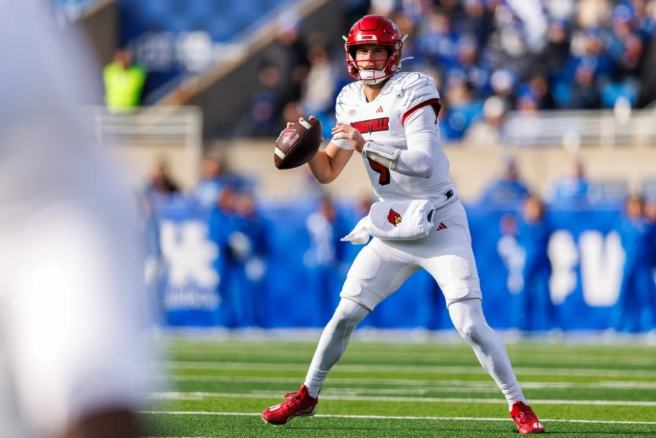 Giants Plan Private Workout With Louisville QB Tyler Shough