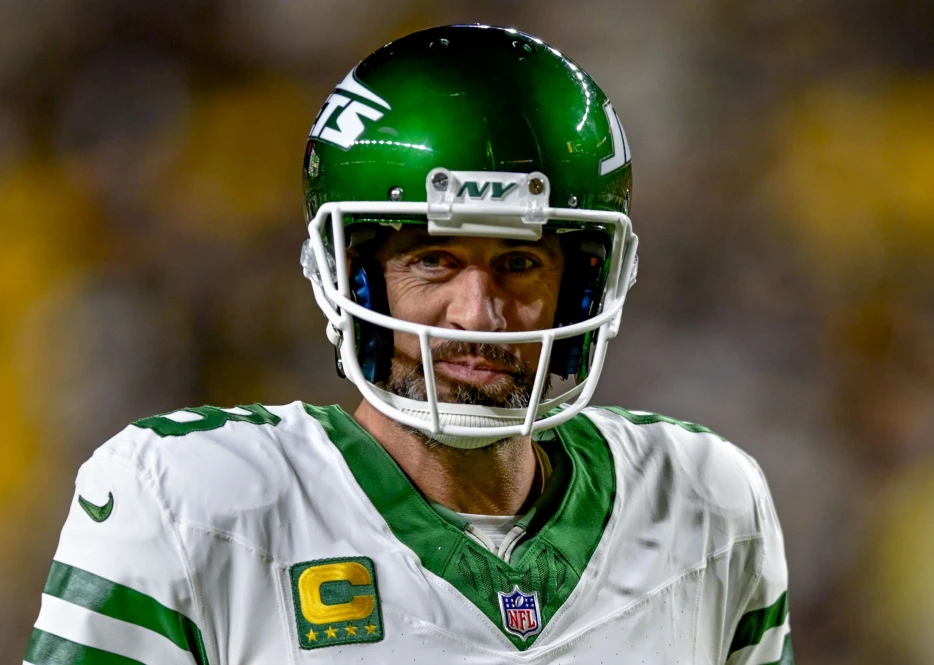 NFL Insider Reveals Aaron Rodgers’ Pitch to Vikings
