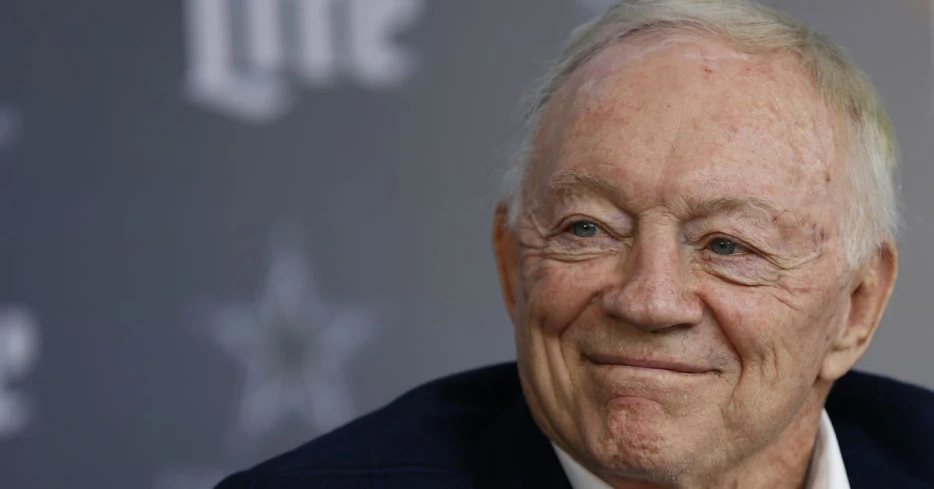 Trade up, trade down, or stay put: Can Jerry Jones resist the itch of draft-day trades?