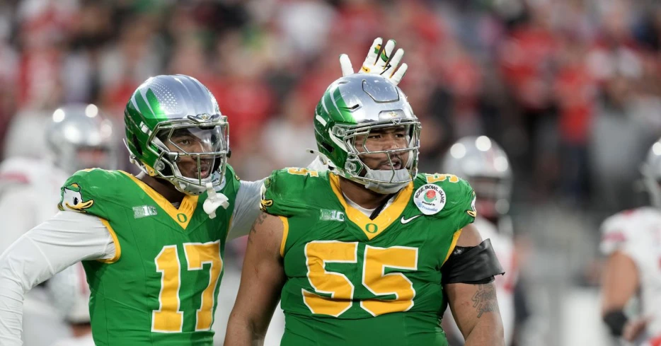 NFL Draft: Are Josh Conerly Jr. or Derrick Harmon options for the Bears?