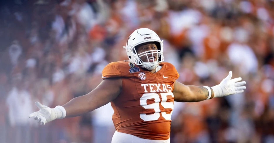 With the 41st pick in the 2025 SB Nation Mock Draft, the Chicago Bears select...