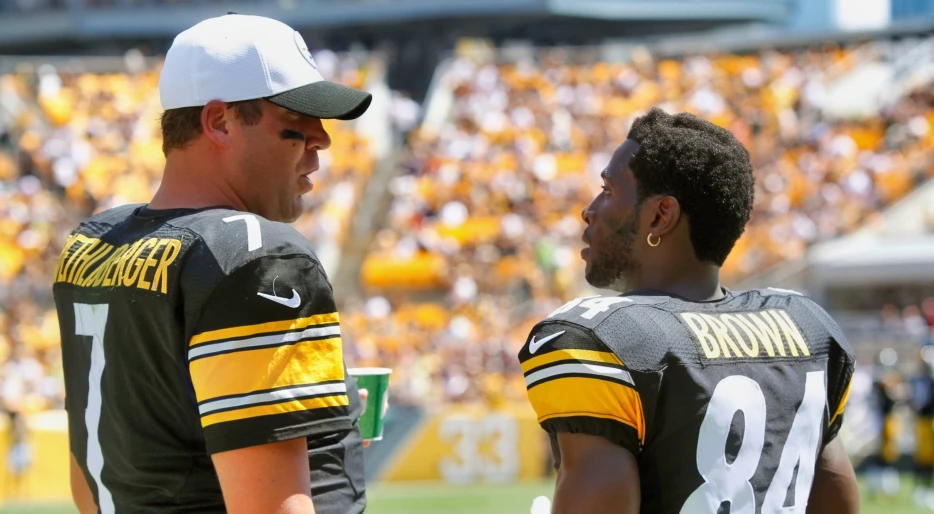 Antonio Brown Re-Ignites Feud With Ben Roethlisberger By Accusing His Sister Of Performing Raunchy Sexual Act On Him At The Pro Bowl