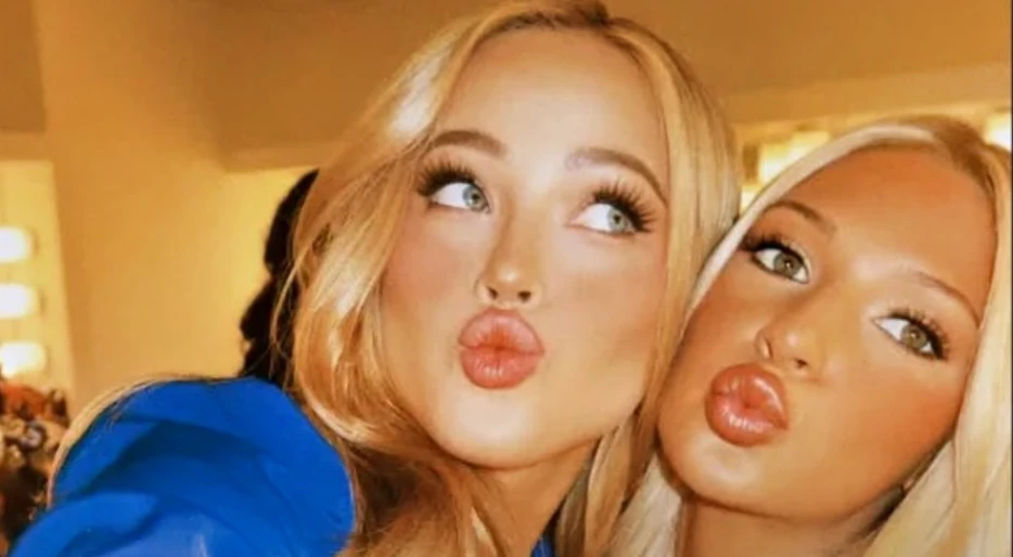 Dallas Cowboys Cheerleader Private Locker Room Photo Is Going Viral