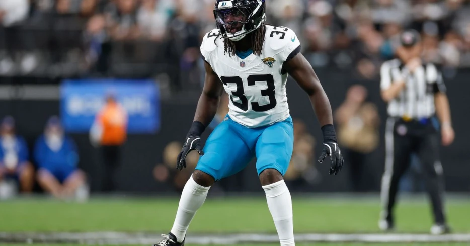 Jaguars will not pick up fifth-year option for LB Devin Lloyd