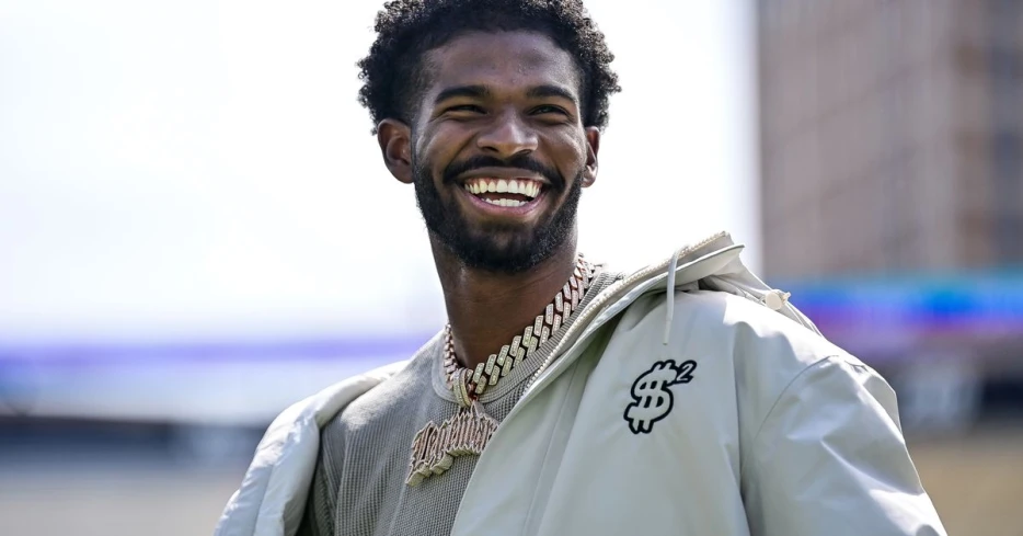 Daily Dawg Chow 5/1: Browns news, media hyper focused on Shedeur Sanders, Eli Moore signs with Bills, more