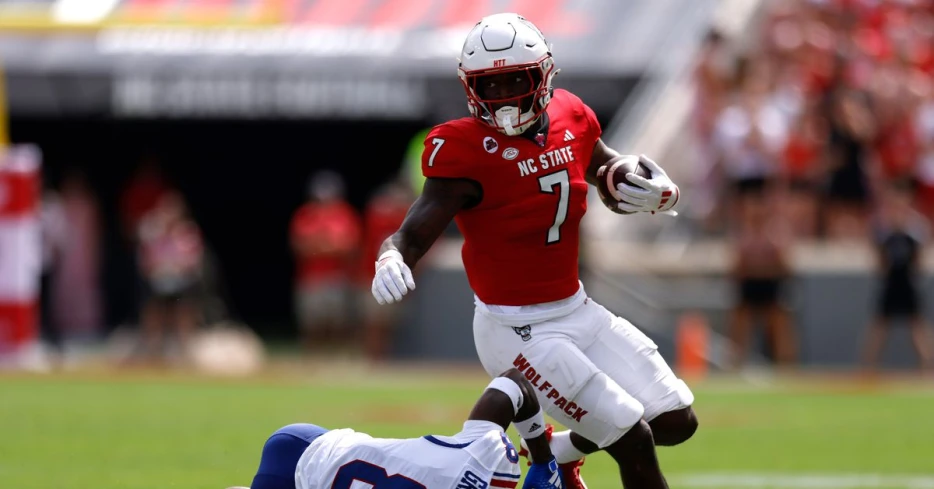 Jordan Waters stands out in the Rams running back room