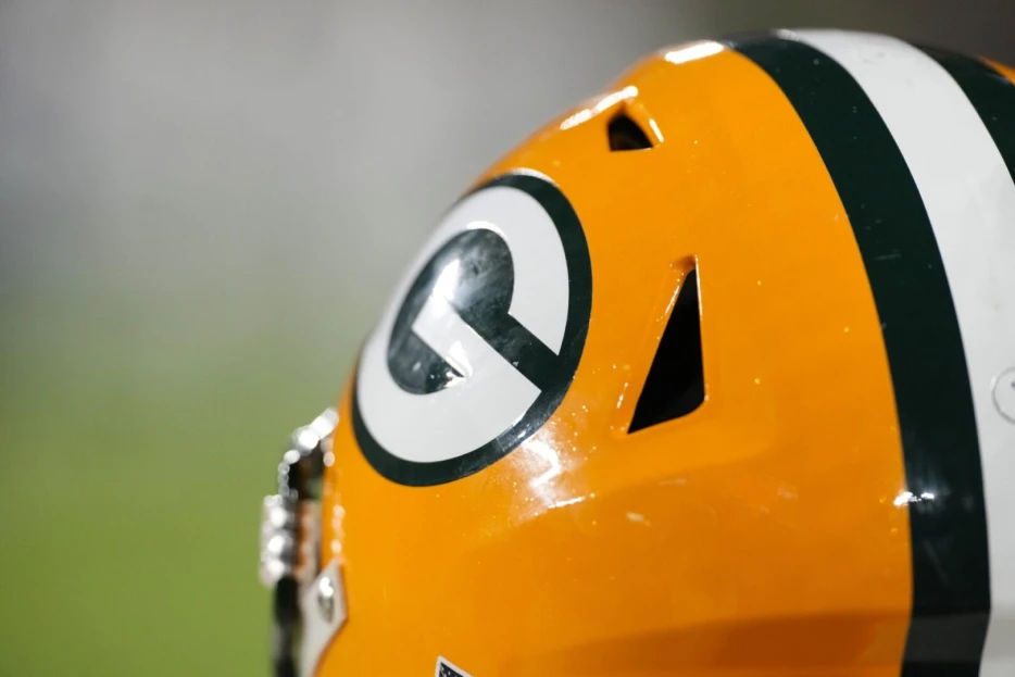 Packers Receive International Exemption For K Alex Hale