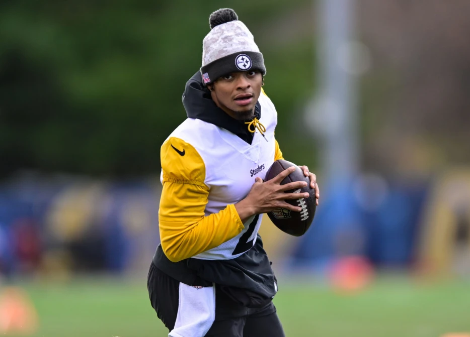 Steelers Daily News &amp; Links: Justin Fields’ Workout with Jets Goes Viral; NFL Comes Down Hard on Falcons
