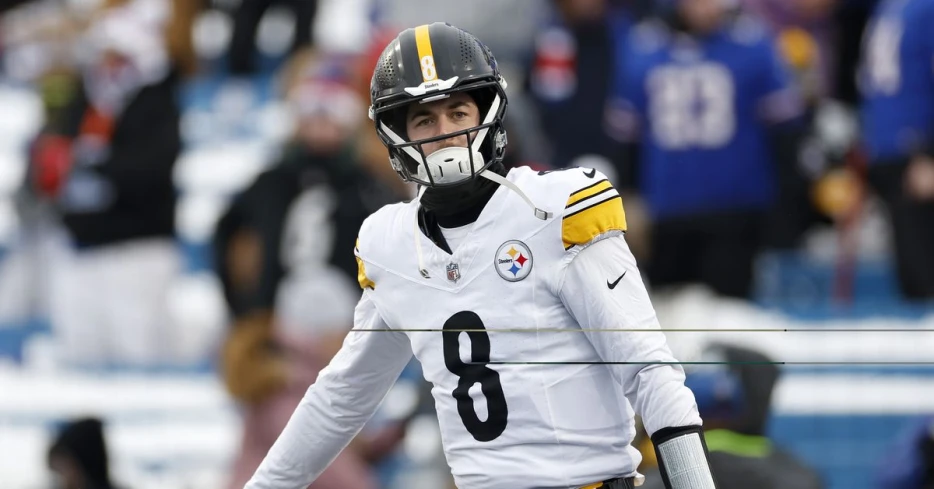 Browns decline fifth-year option of former Steelers QB Kenny Pickett
