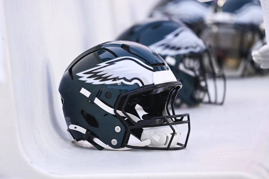 Eagles Sign Four Draft Picks